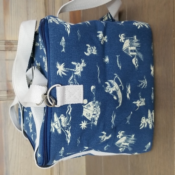 Disney Lilo & Stitch Cooler Bag - Picture 6 of 16